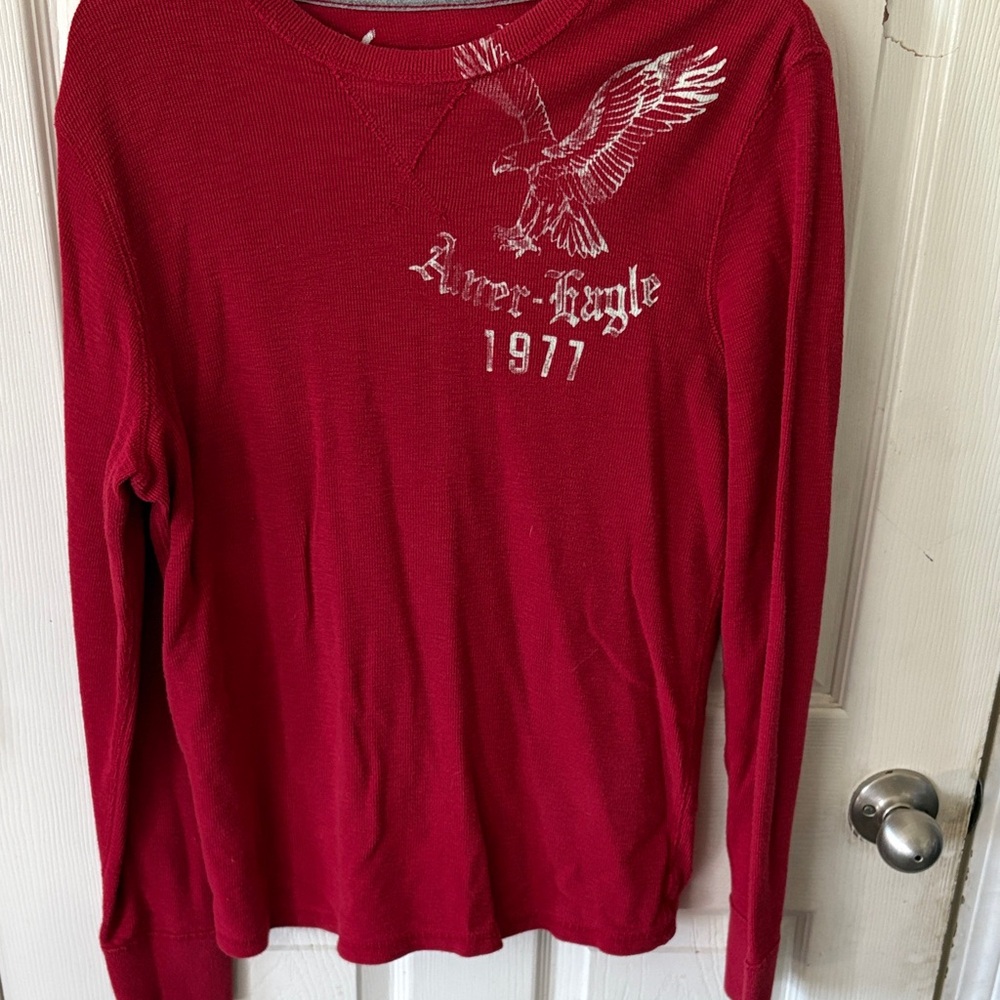 Deep red LS American Eagle thermal shirt. Size medium
